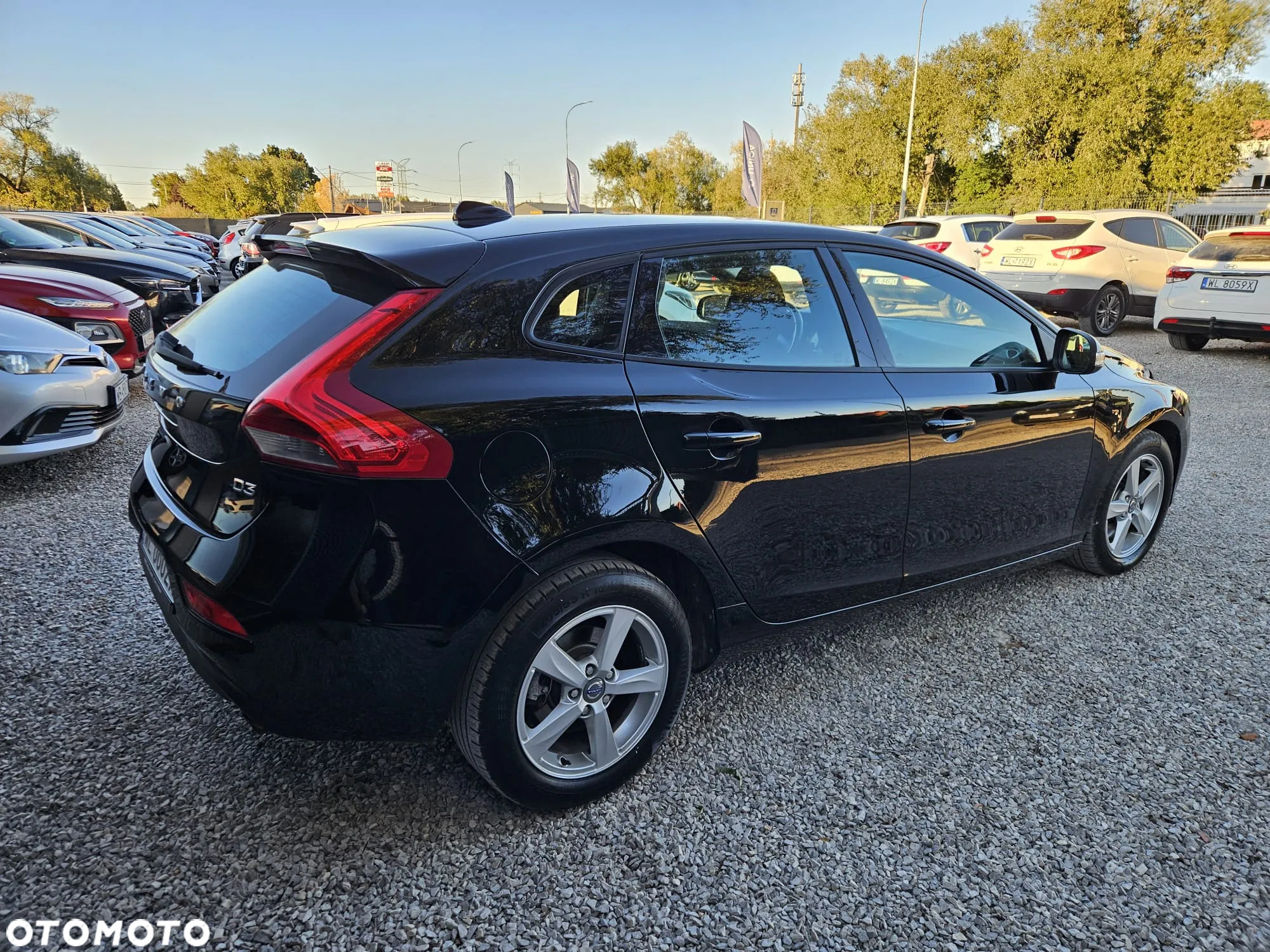 Volvo V40 D3 Momentum - 14