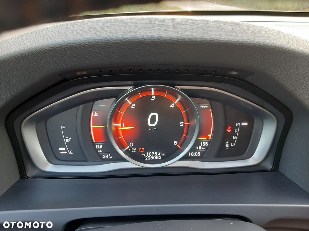 Volvo V60 D3 Geartronic Summum - 23