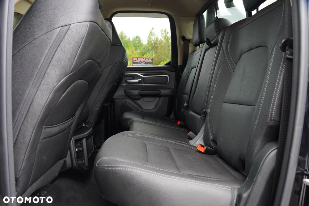 RAM 1500 5.7 Quad Cab Bighorn - 39