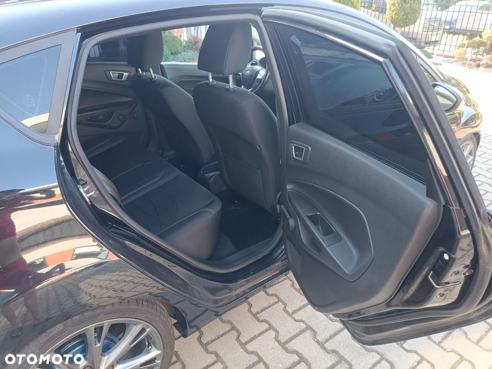 Ford Fiesta - 13