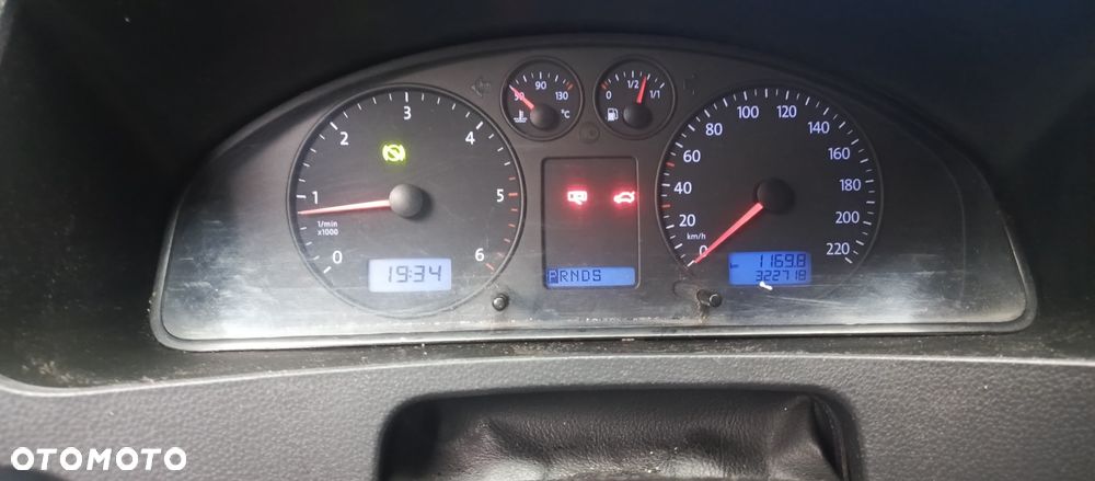 Volkswagen Transporter - 7