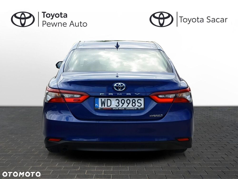 Toyota Camry 2.5 Hybrid Comfort CVT - 4