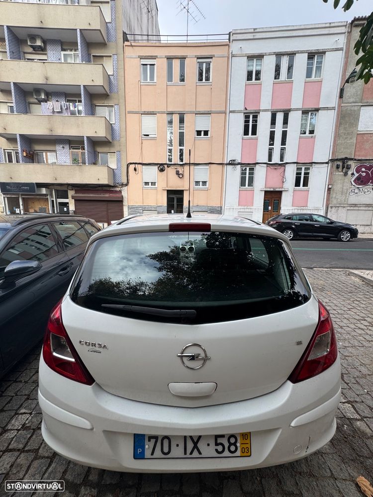 Opel Corsa 1.3 CDTi Enjoy EcoFLEX - 2