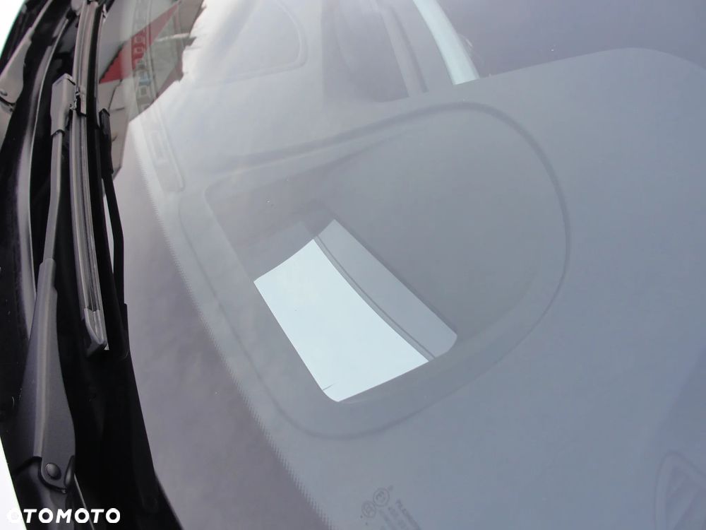 BMW Seria 3 318d Blue Performance Sport Line - 29