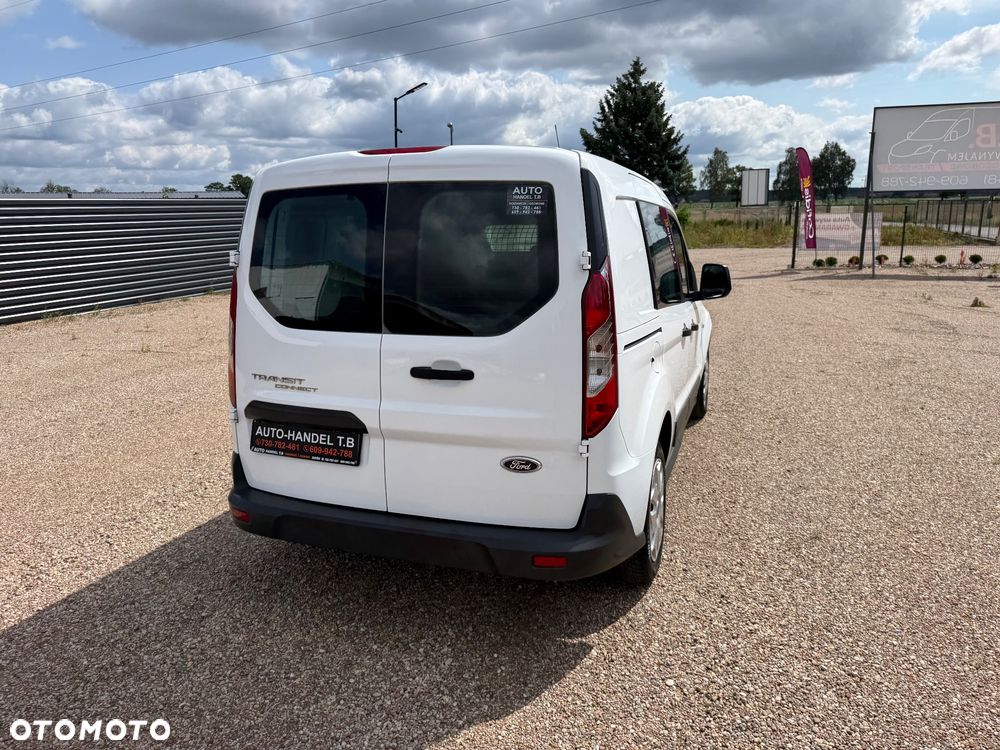 Ford Transit Connect - 10