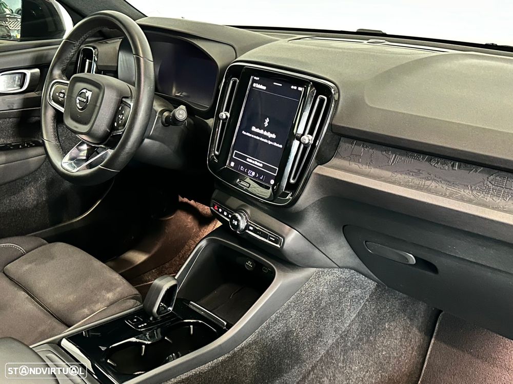 Volvo XC 40 Recharge Plus - 28