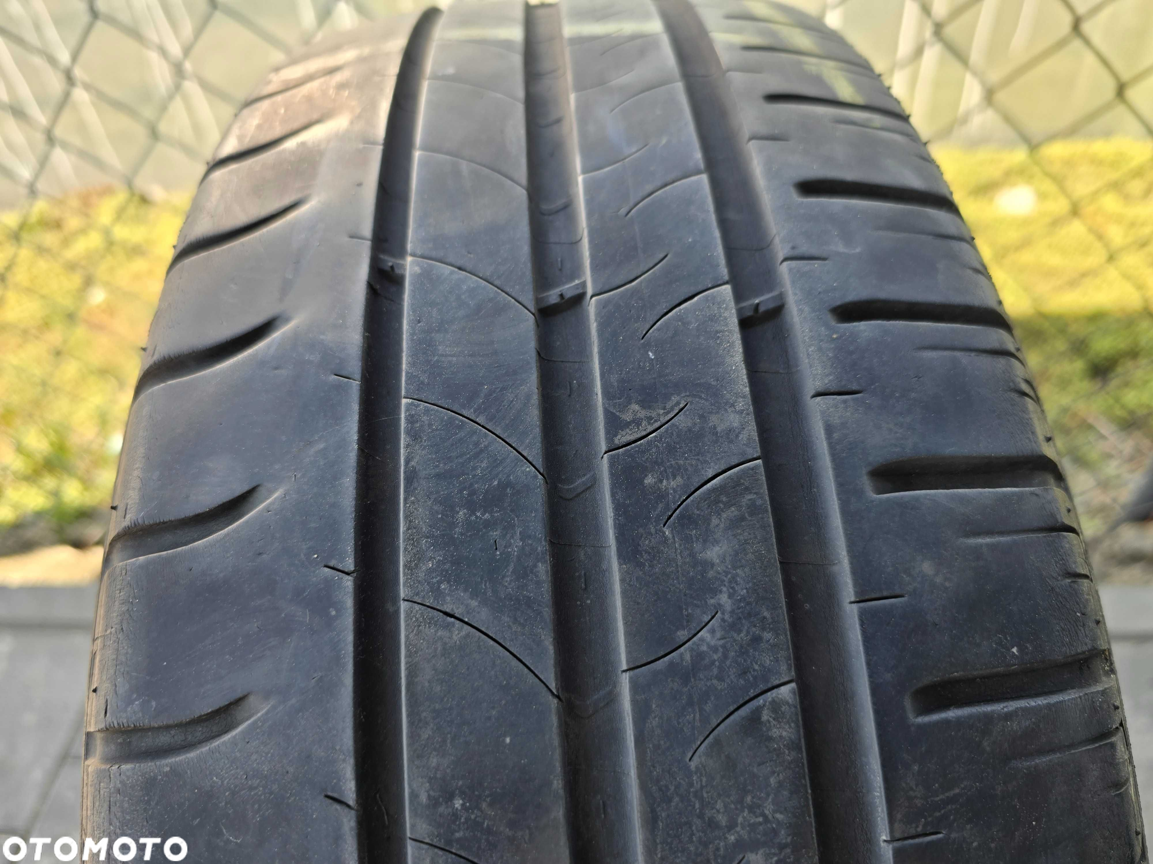 Michelin Energy Saver 215/60r16 95V N2667 - 3