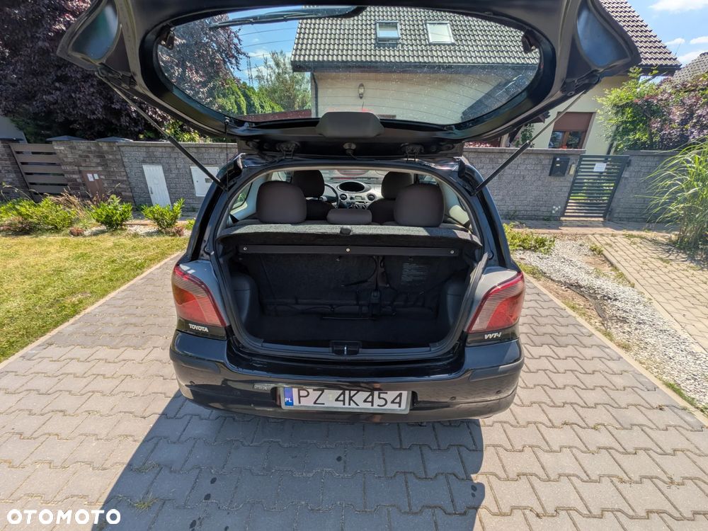 Toyota Yaris 1.3 Sol - 14