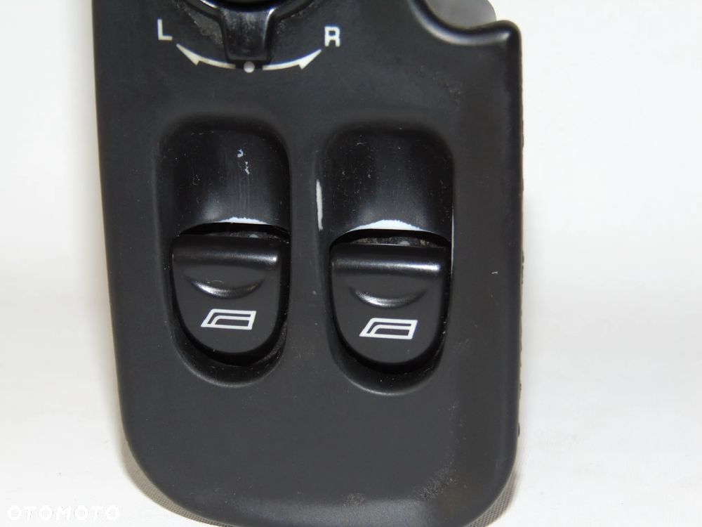 ORYGINAŁ przełącznik panel szyb kierowcy lewy Alfa Romeo 147 , 00-10r - 3