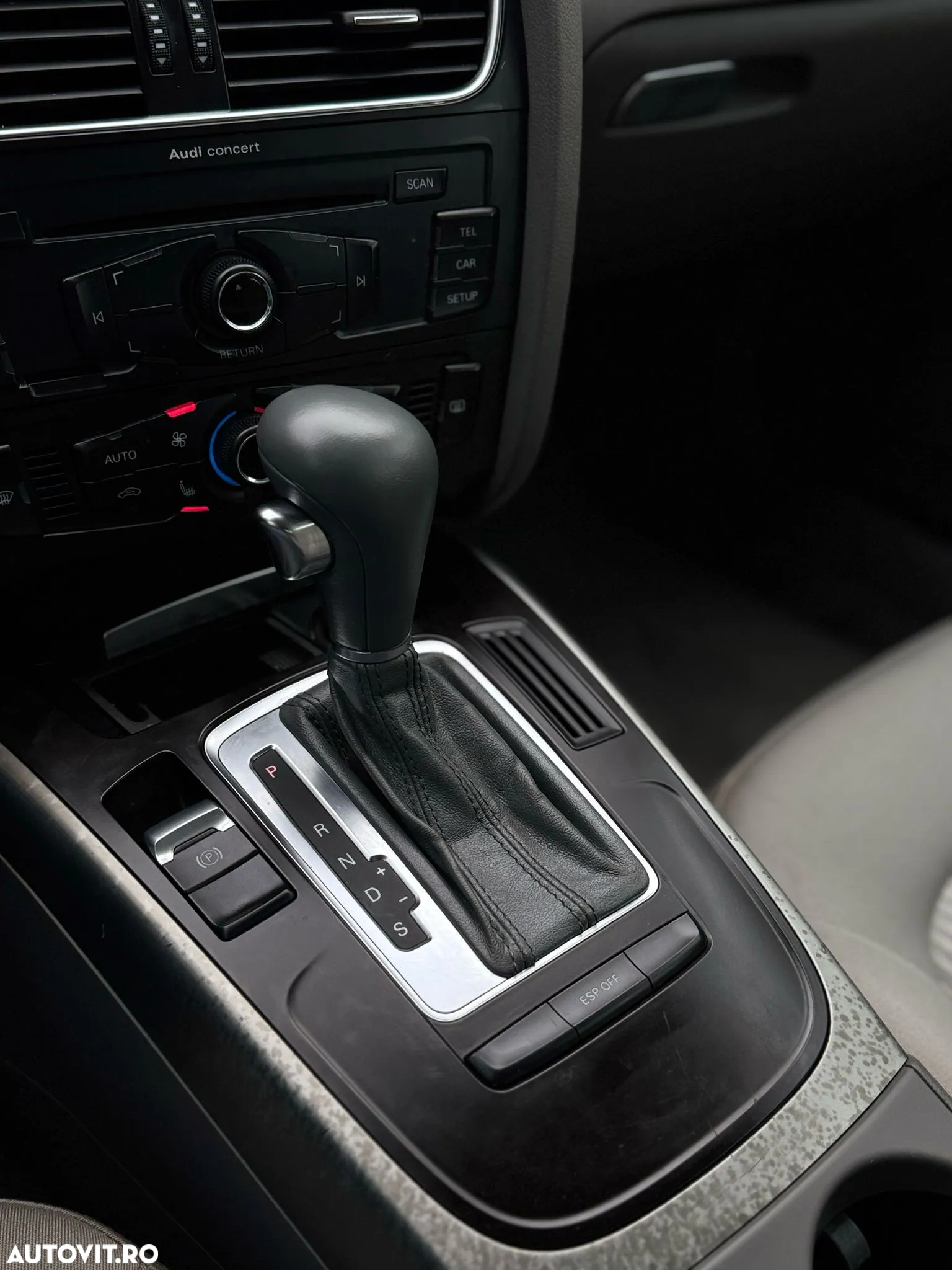 Audi A4 2.0 TDI Multitronic Avant - 39