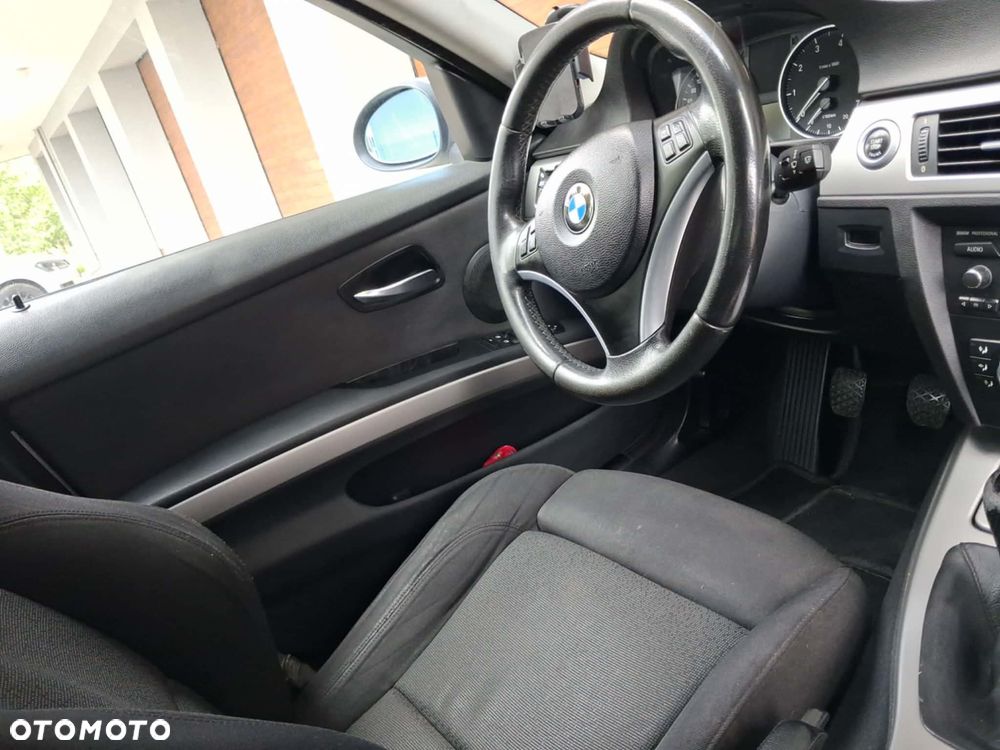 BMW Seria 3 - 10