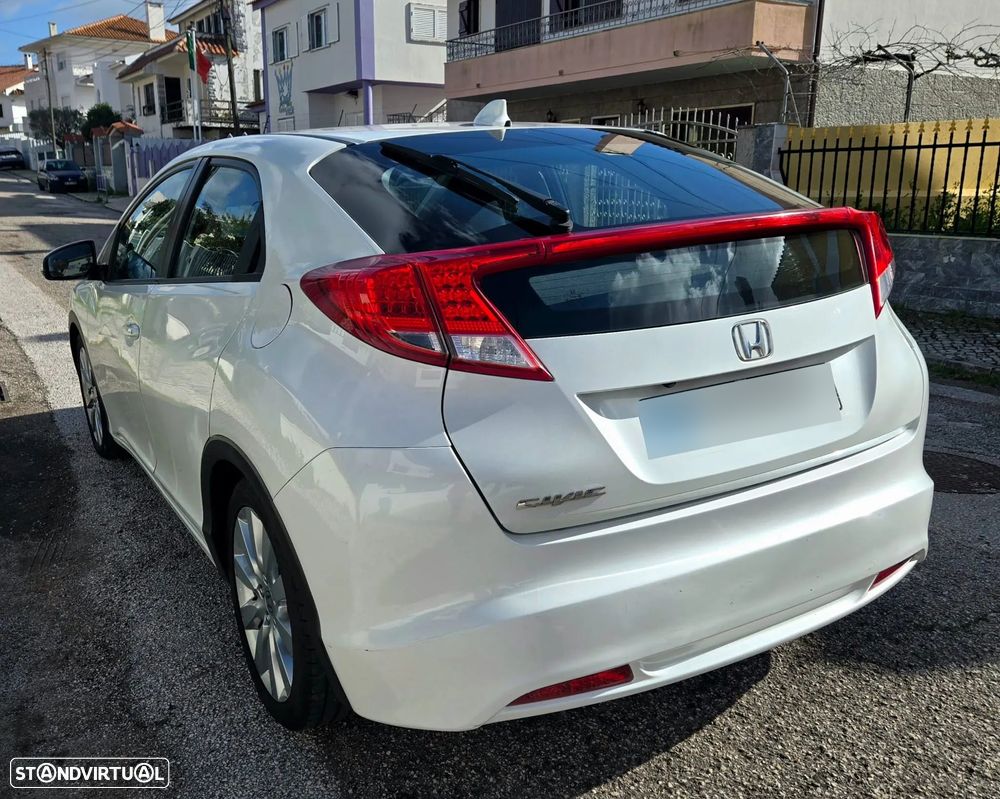Honda Civic 1.4 i-VTEC City - 6