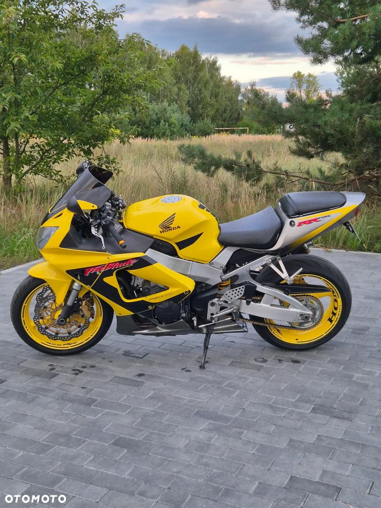 Honda CBR - 8