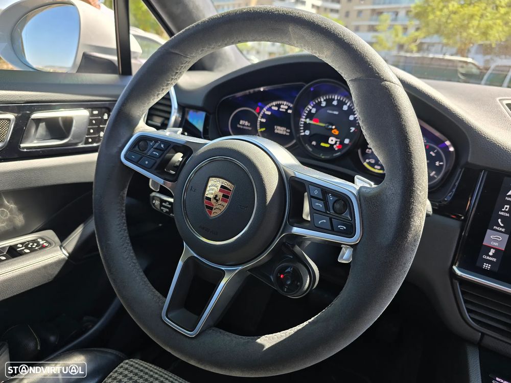 Porsche Cayenne Coupé E-Hybrid - 41