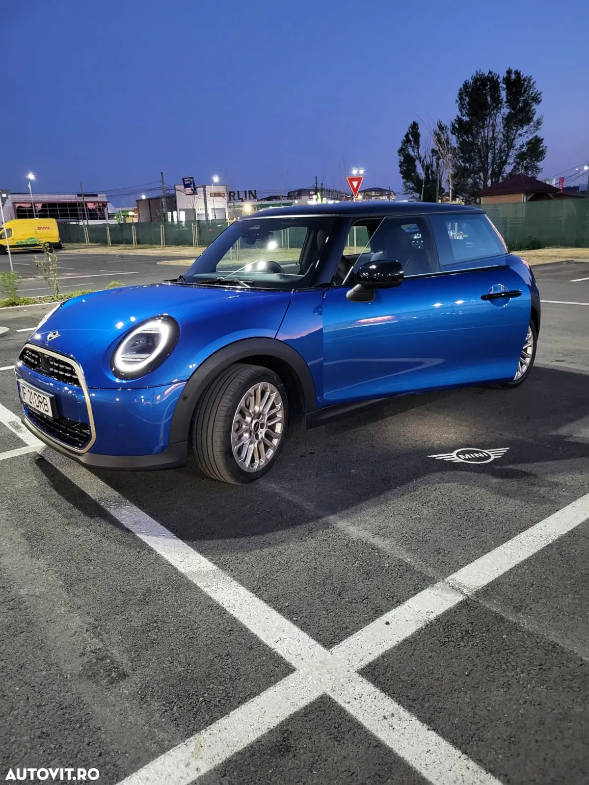 Mini Cooper C - 3
