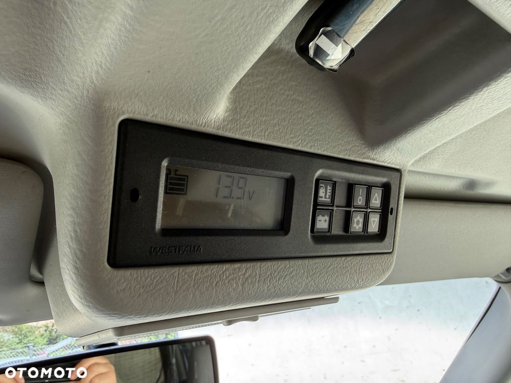 Volkswagen California - 24