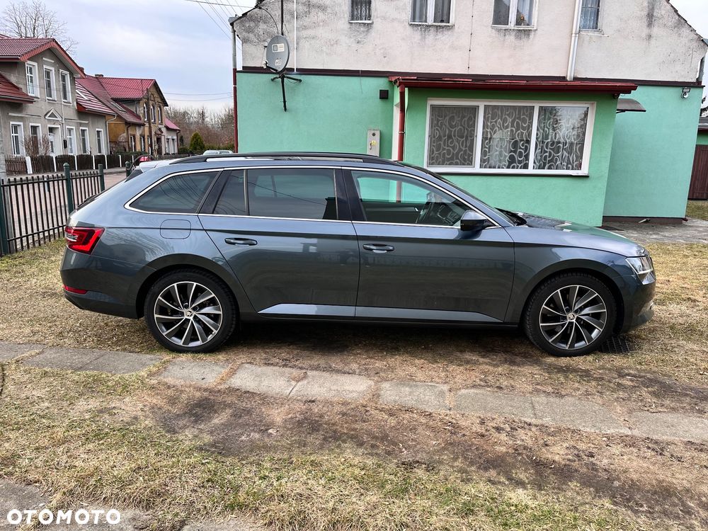 Skoda Superb 2.0 TDI DSG Ambition - 3