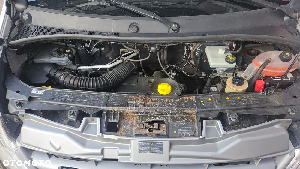 Renault Master III - 12