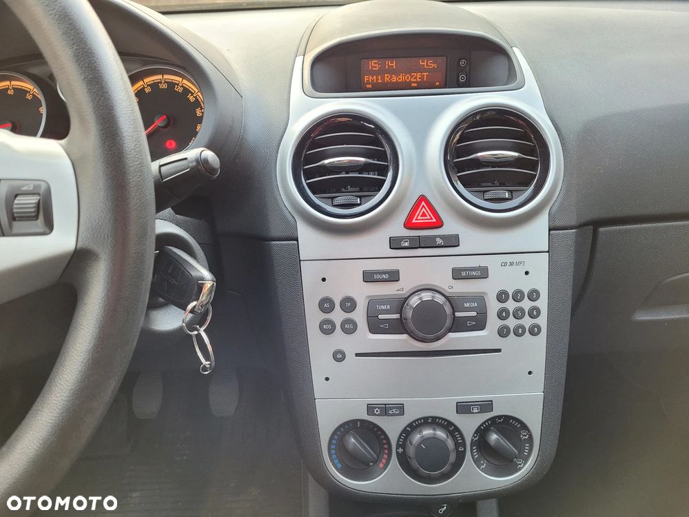 Opel Corsa 1.2 16V Enjoy - 8