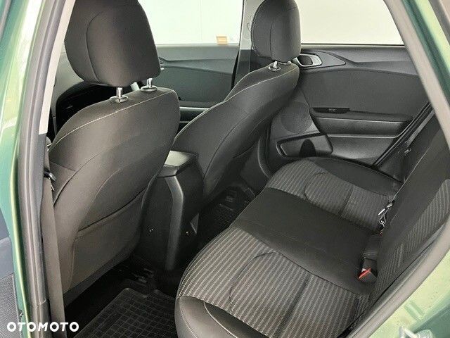 Kia Ceed 1.5 T-GDI M DCT - 34