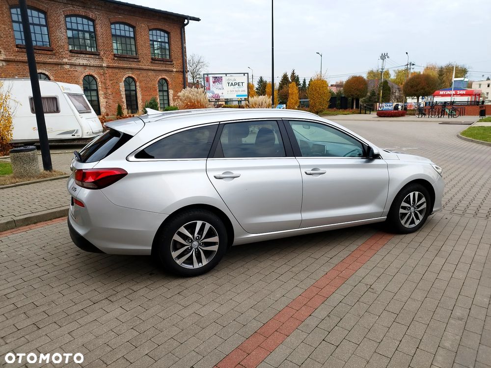 Hyundai i30 1.6 D Comfort - 5