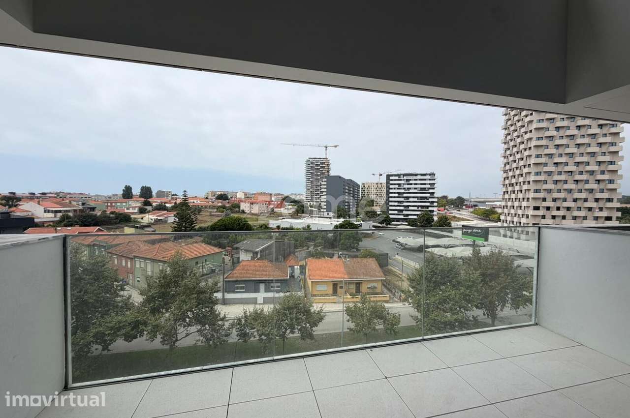 T2 Novo | 2 Varandas | Leça da Palmeira - Grande imagem: 4/25