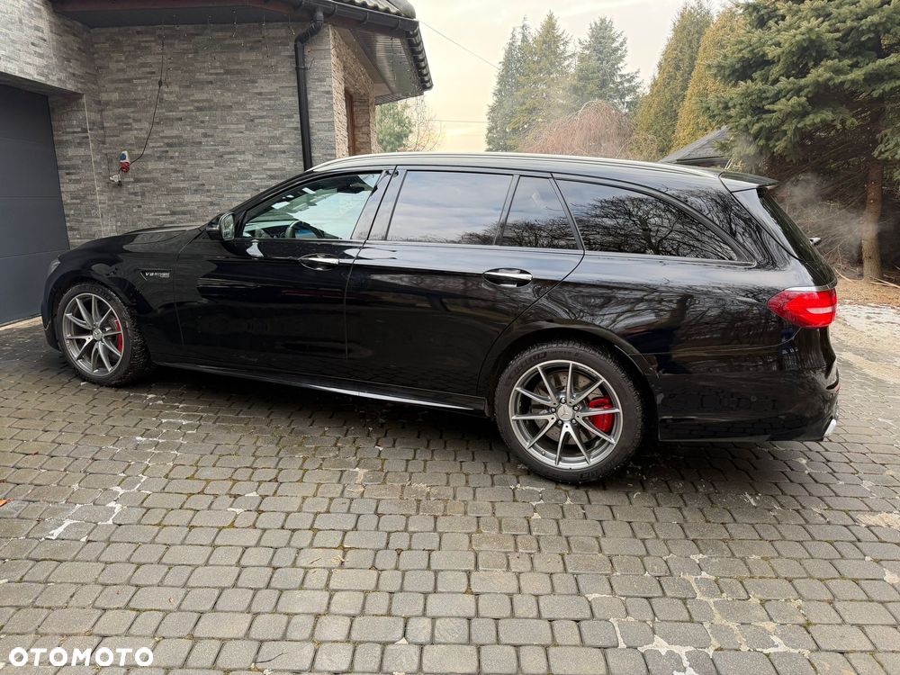 Mercedes-Benz Klasa E AMG 63 S 4Matic+ 9G-TRONIC - 3
