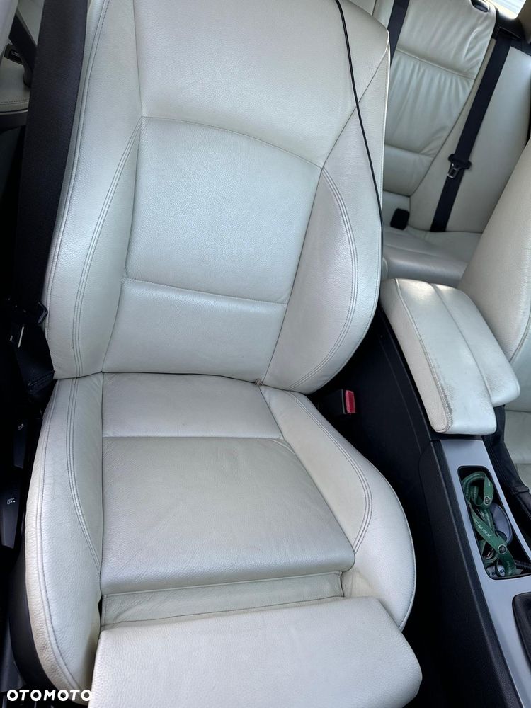 BMW Seria 3 320d - 19