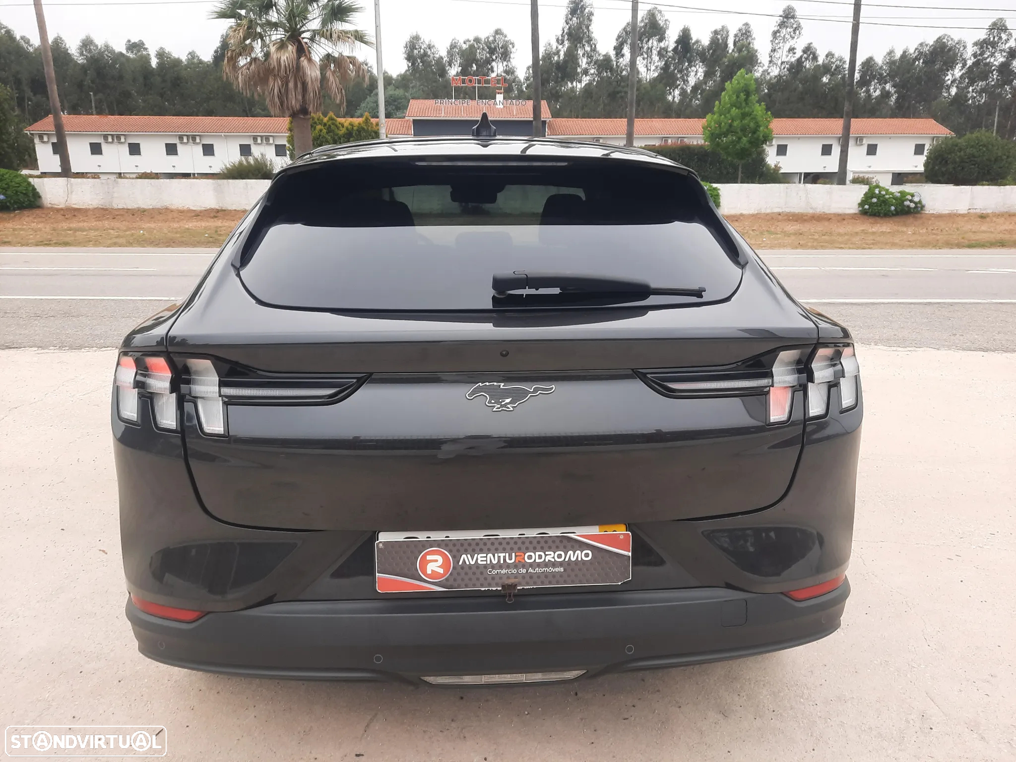 Ford Mustang Mach-E 98.7 kWh Premium - 14