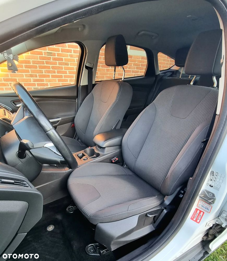 Ford Focus 1.6 EcoBoost Start-Stopp-System Titanium - 9