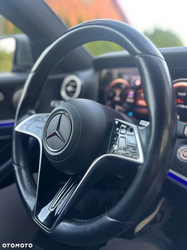 Mercedes-Benz Klasa E 200 d 9G-TRONIC Night Edition - 29