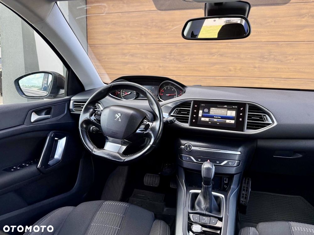 Peugeot 308 BlueHDi 150 Automatik Stop & Start Niveau 2 Business-Line - 16