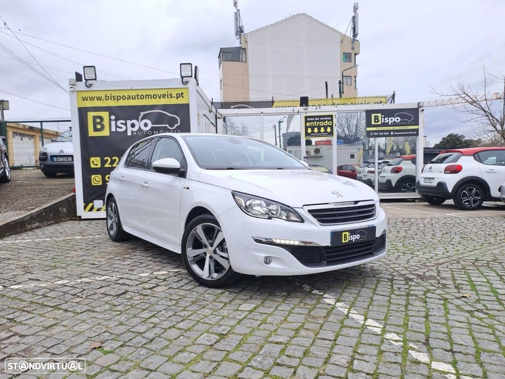 Peugeot 308 1.2 PureTech Style J17 - 1