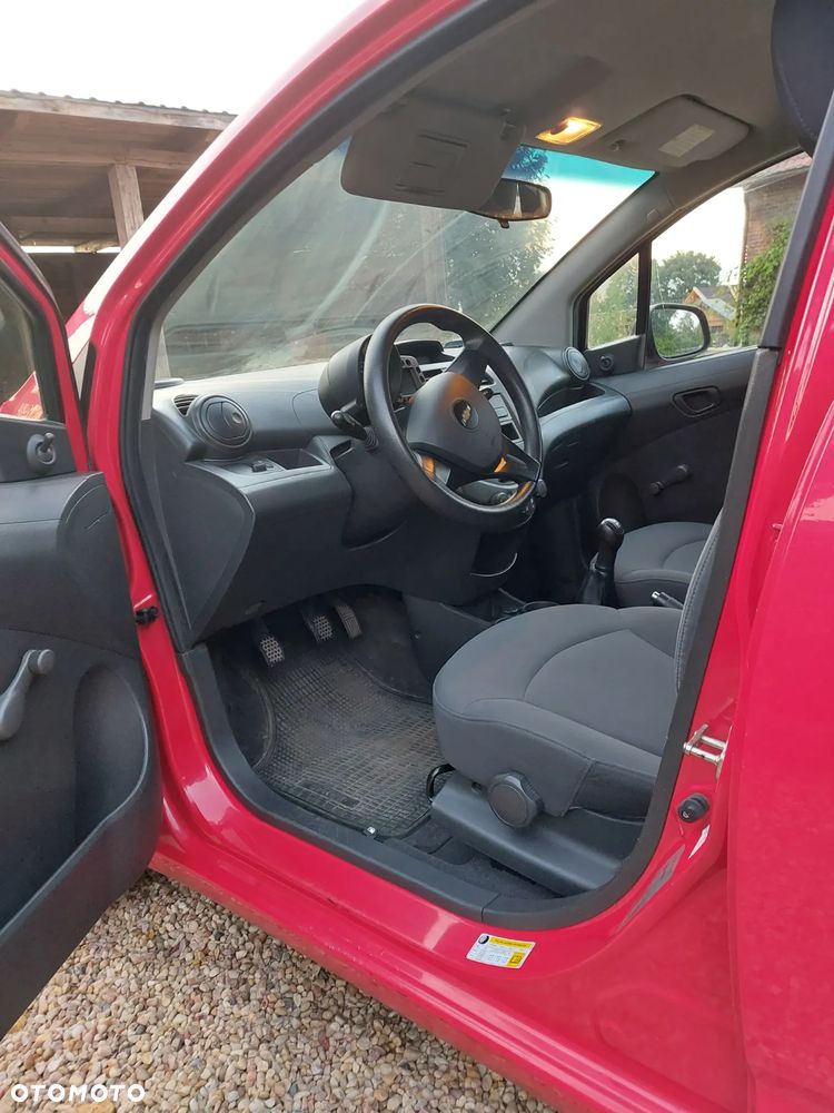 Chevrolet Spark - 18