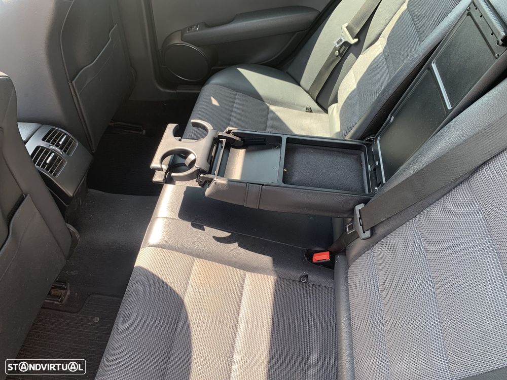 Mercedes-Benz C 220 Station CDI DPF Auto BlueEFFICIENCY Avantgarde - 9