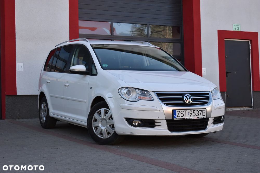 Volkswagen Touran - 29
