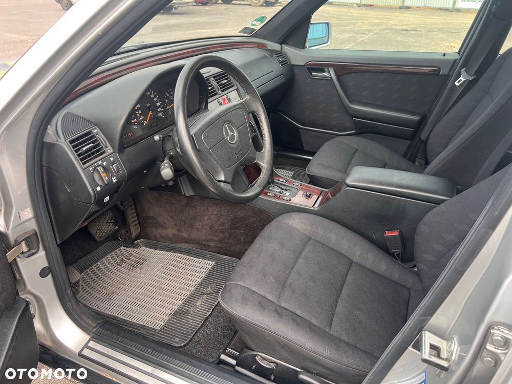 Mercedes-Benz Klasa C - 9