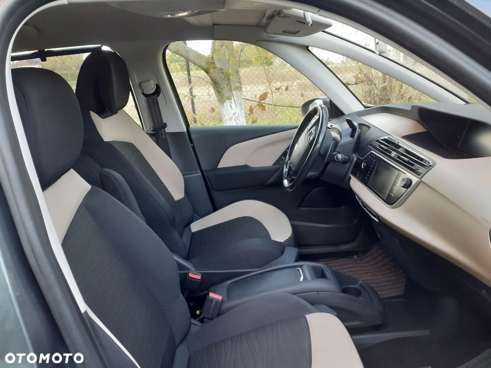 Citroën C4 Picasso - 10