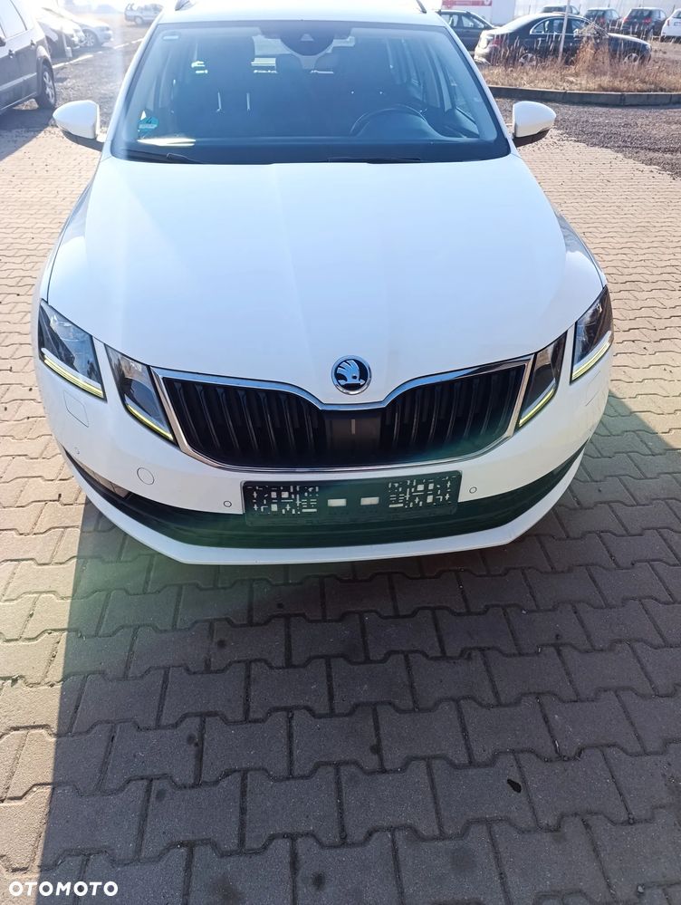 Skoda Octavia 2.0 TDI DSG Soleil - 1
