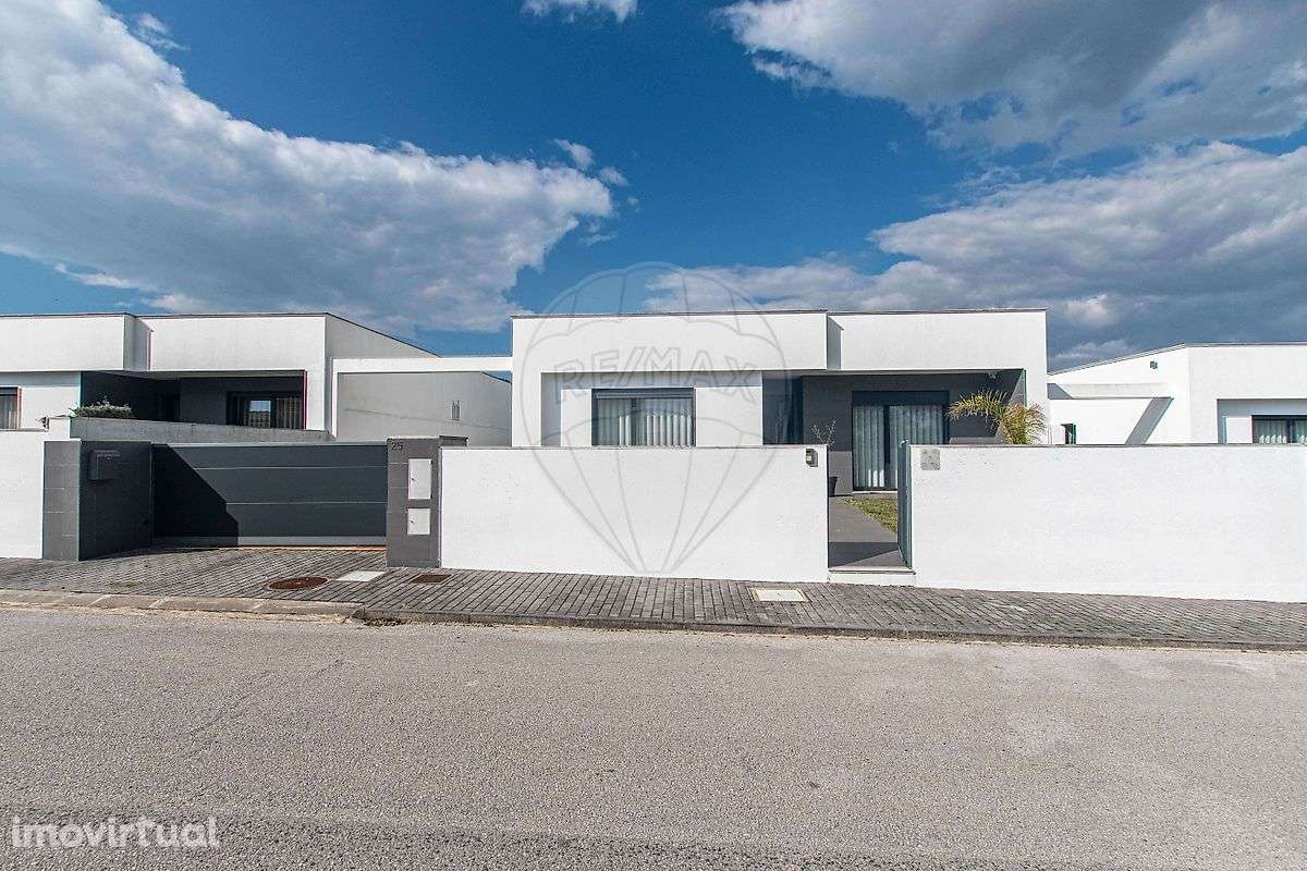 Moradia T3 para venda - Grande imagem: 3/47