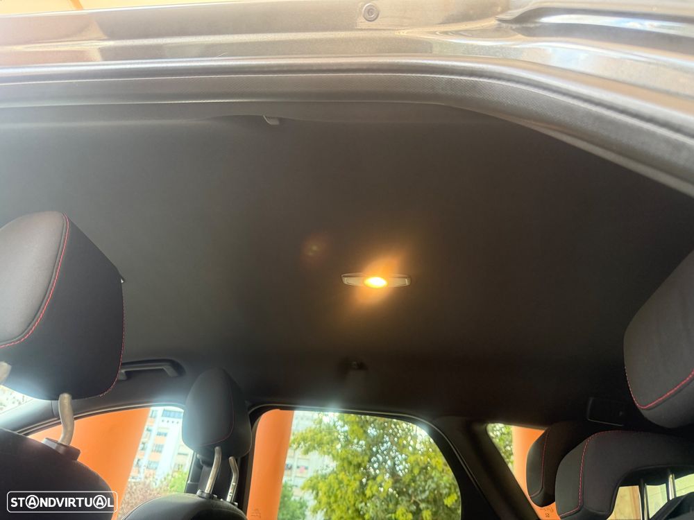 Ford Focus SW 1.5 TDCi ST-Line - 35