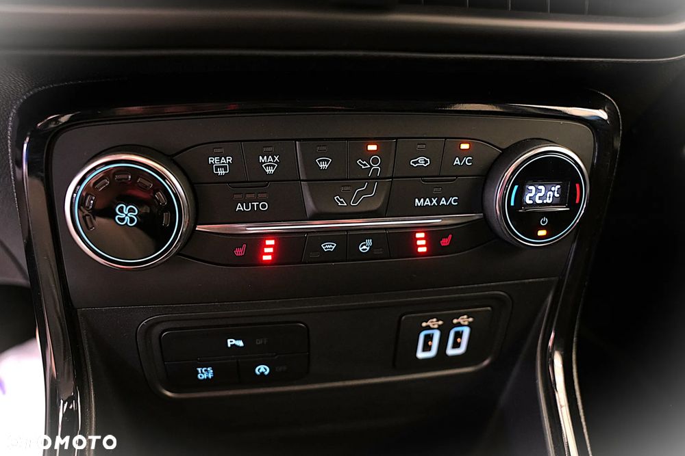 Ford EcoSport - 34
