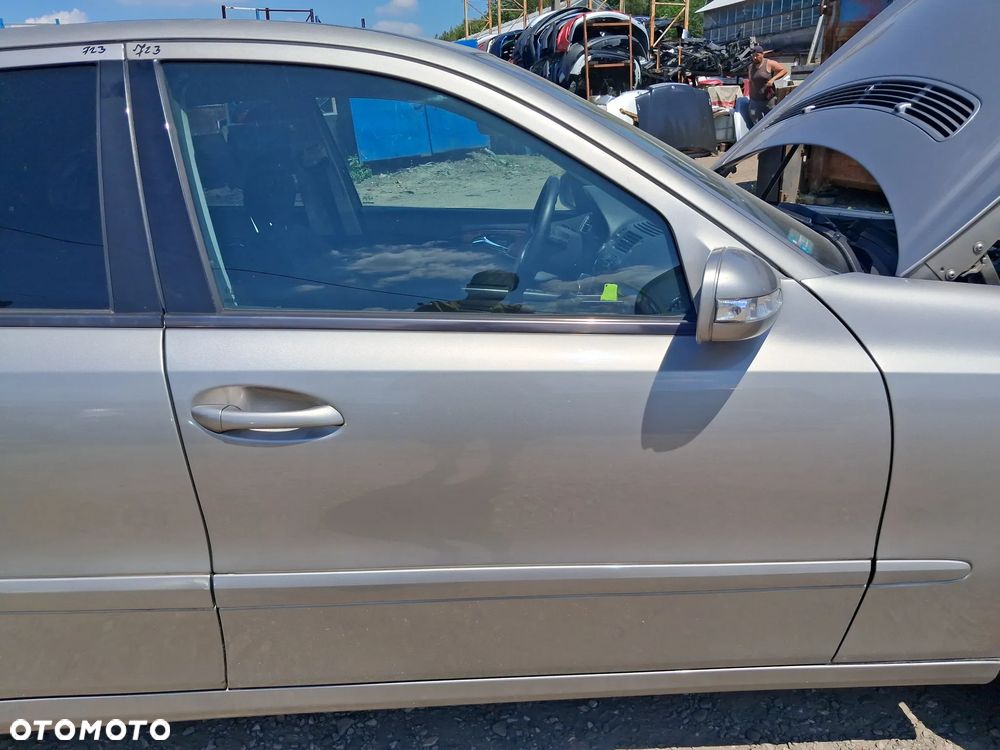 DRZWI PRAWY PRZOD MERCEDES E KLASA W211 723 - 1
