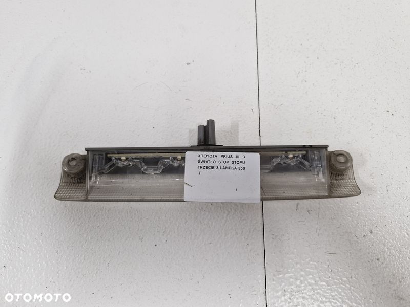 TOYOTA PRIUS III 3 ŚWIATŁO STOP STOPU TRZECIE 3 LAMPKA - 5