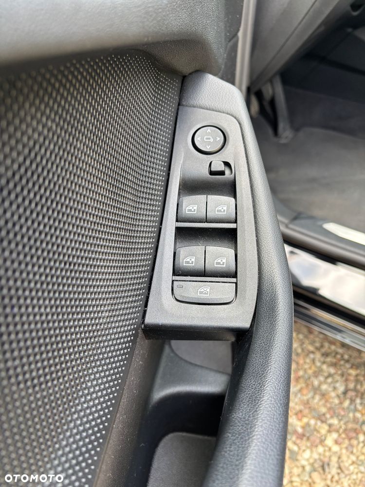 BMW Seria 1 118i Advantage - 7