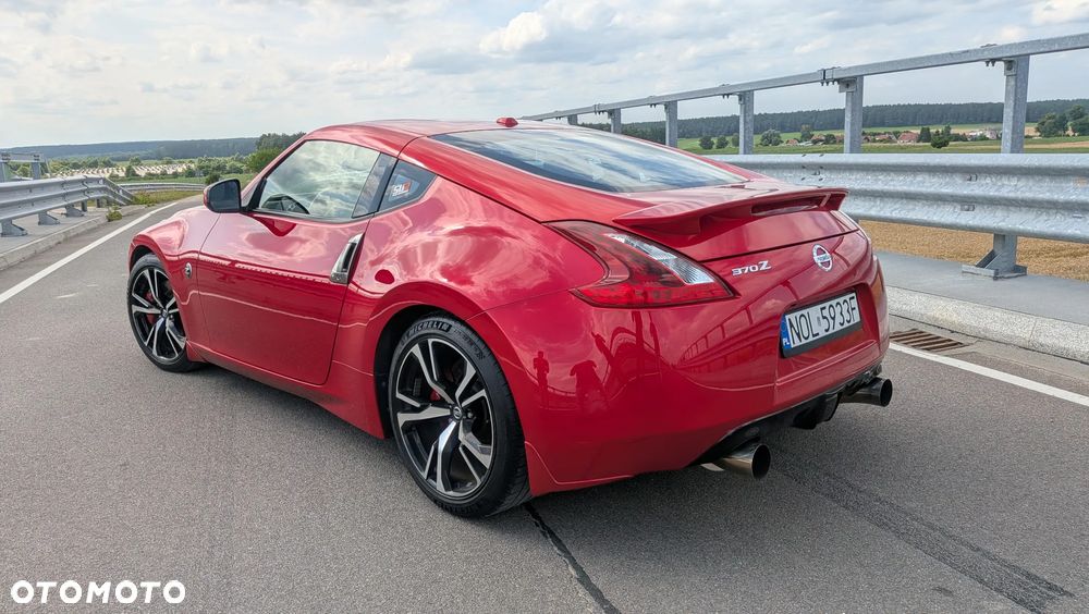 Nissan 370 Z - 5