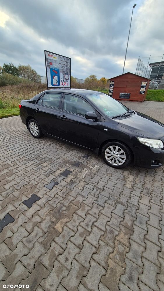 Toyota Corolla - 3