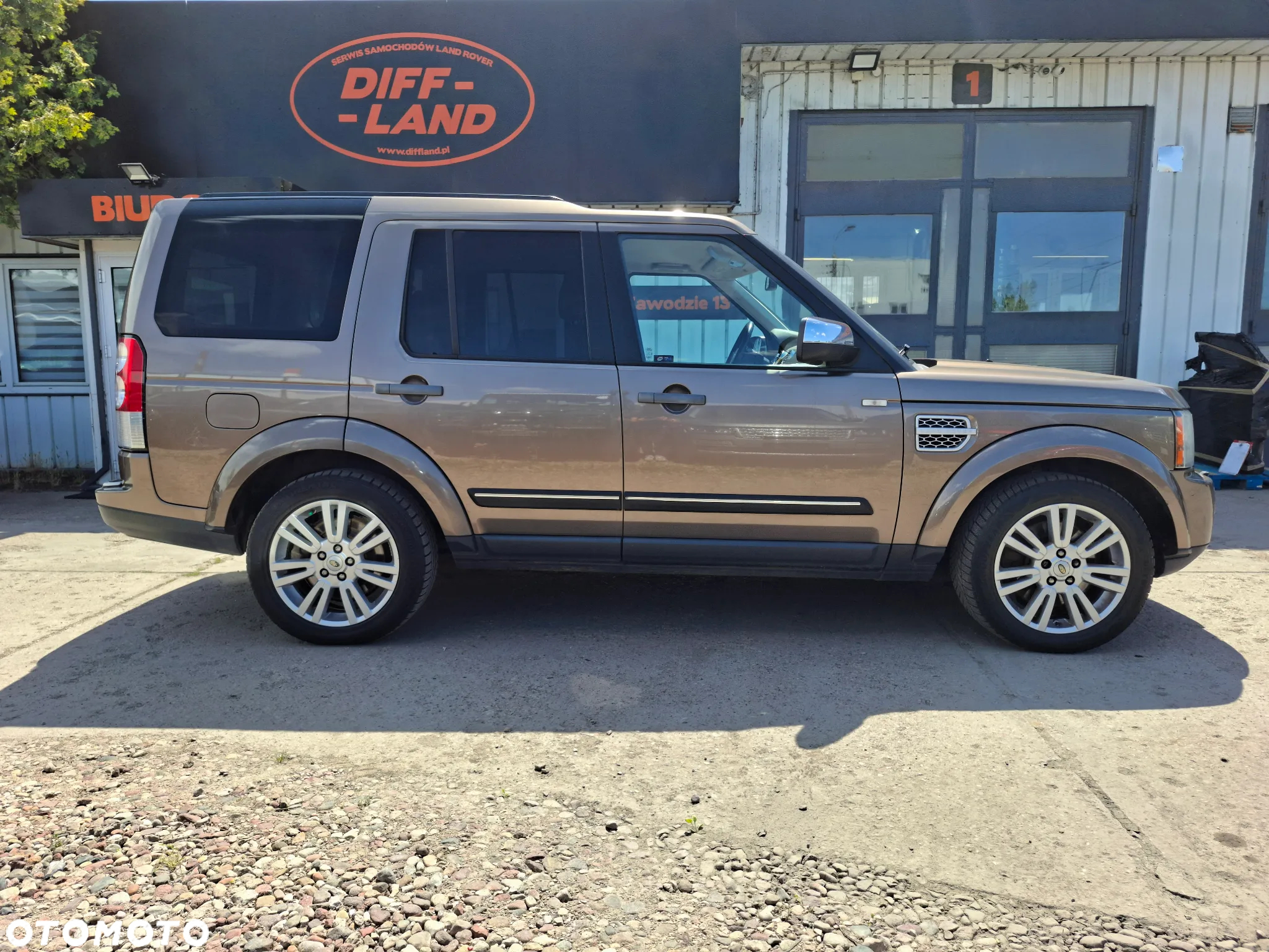 Land Rover Discovery IV 3.0D V6 HSE - 9