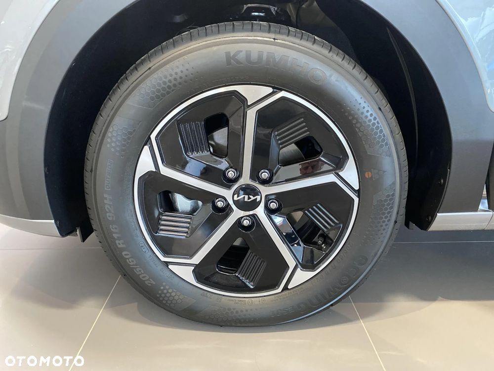 Kia Niro 1.6 GDI Hybrid M - 13