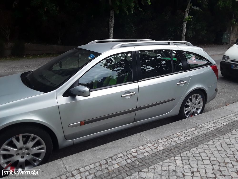 Renault Laguna Break 1.9 dCi Privilege Plus - 2